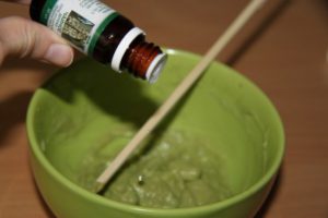 Лечение грибка эфиром чайного дерева