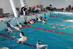 Причиной может быть плавание в общественных бассейнах